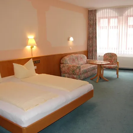 Hotell Garni St. Marien 3*