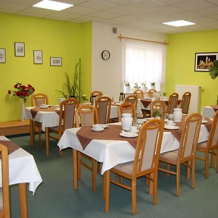 Garni St. Marien Hotell